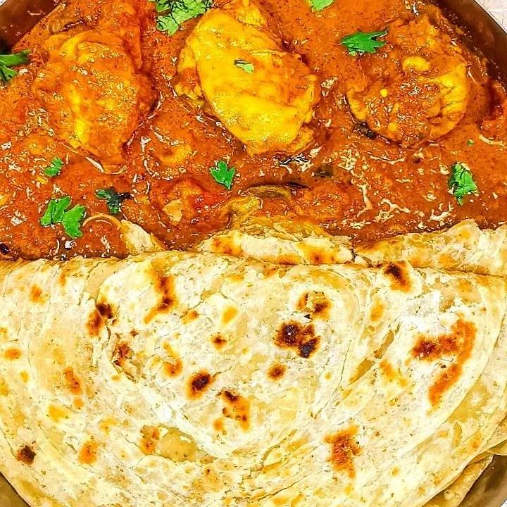 Kerala Parotta With Chicken Combos