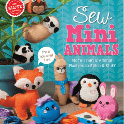 106442 Sew Mini Animals (Mixed media product / Mixed Media, Contains 1 Spiral bound and 1 Other merchandise) By Editors of Klutz