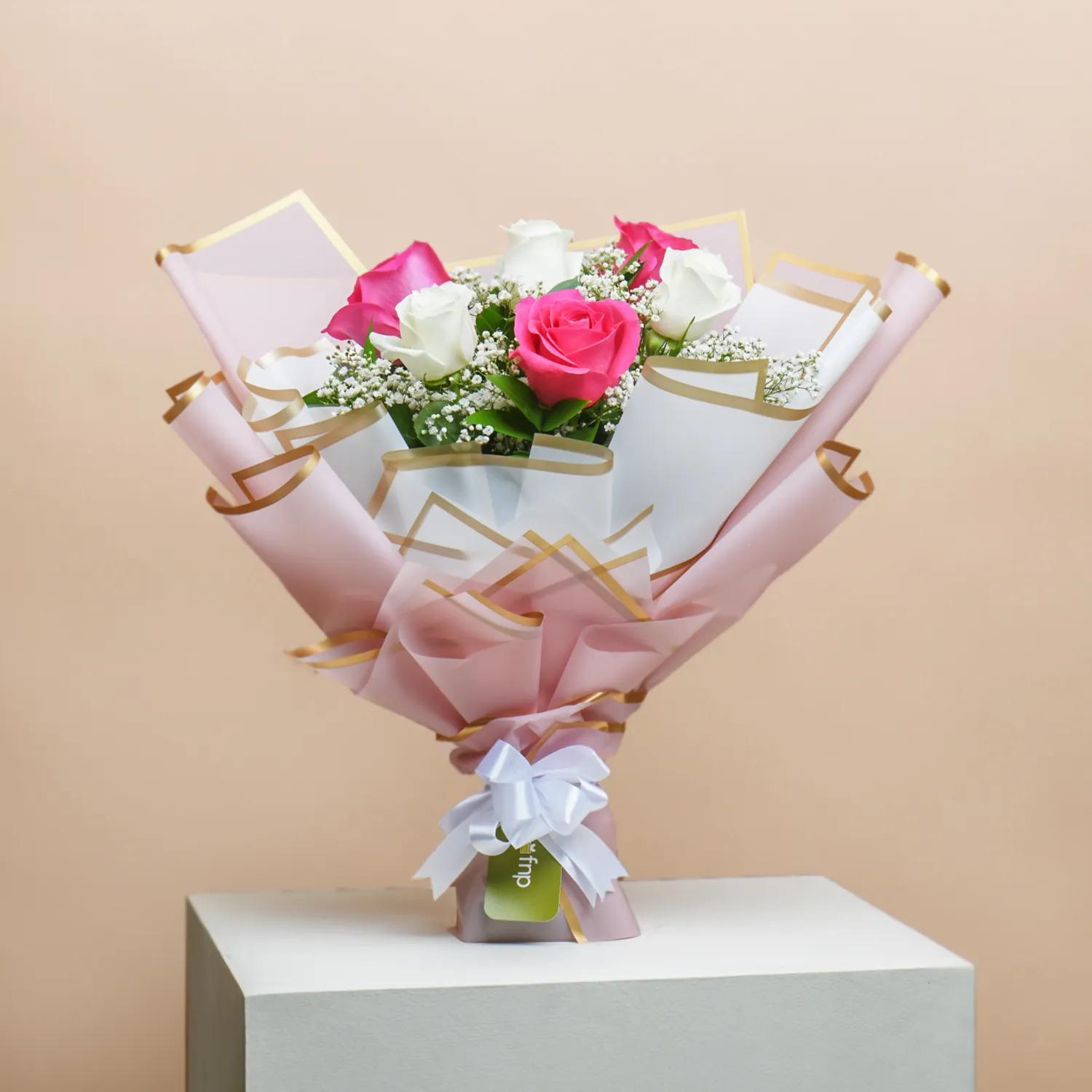 Pink And White Roses Bouquet