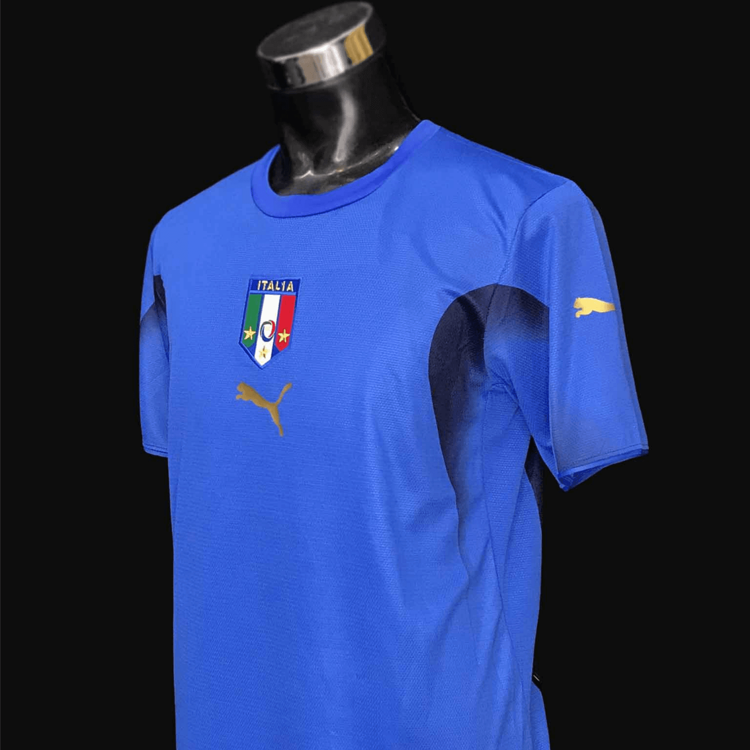 The Italian national team shirt classic 2006