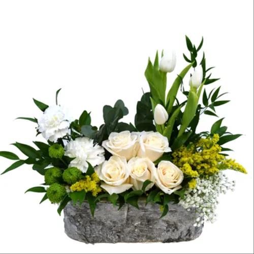 Fresh Flower Arrangement 526