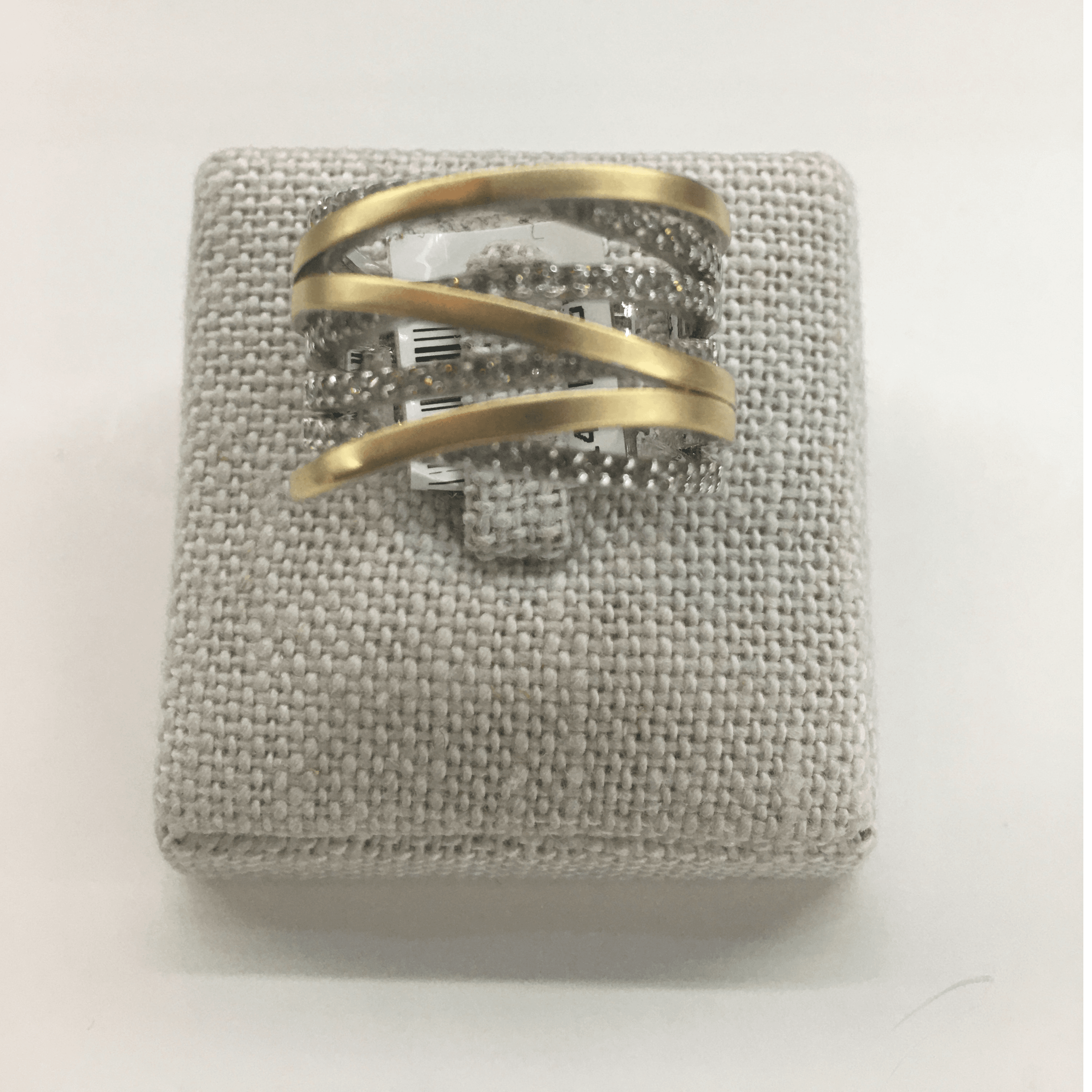 Rings - CU 146 R6 GW (Size 6)  