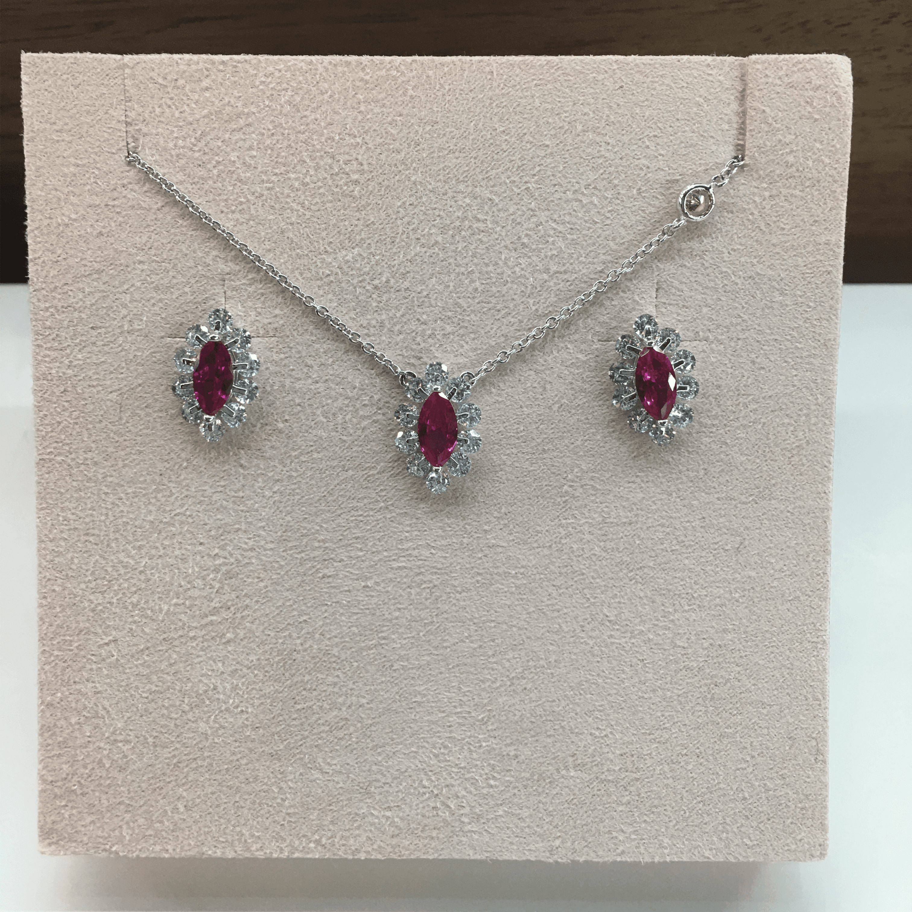 Necklace Sets - ML 239 NE OR  