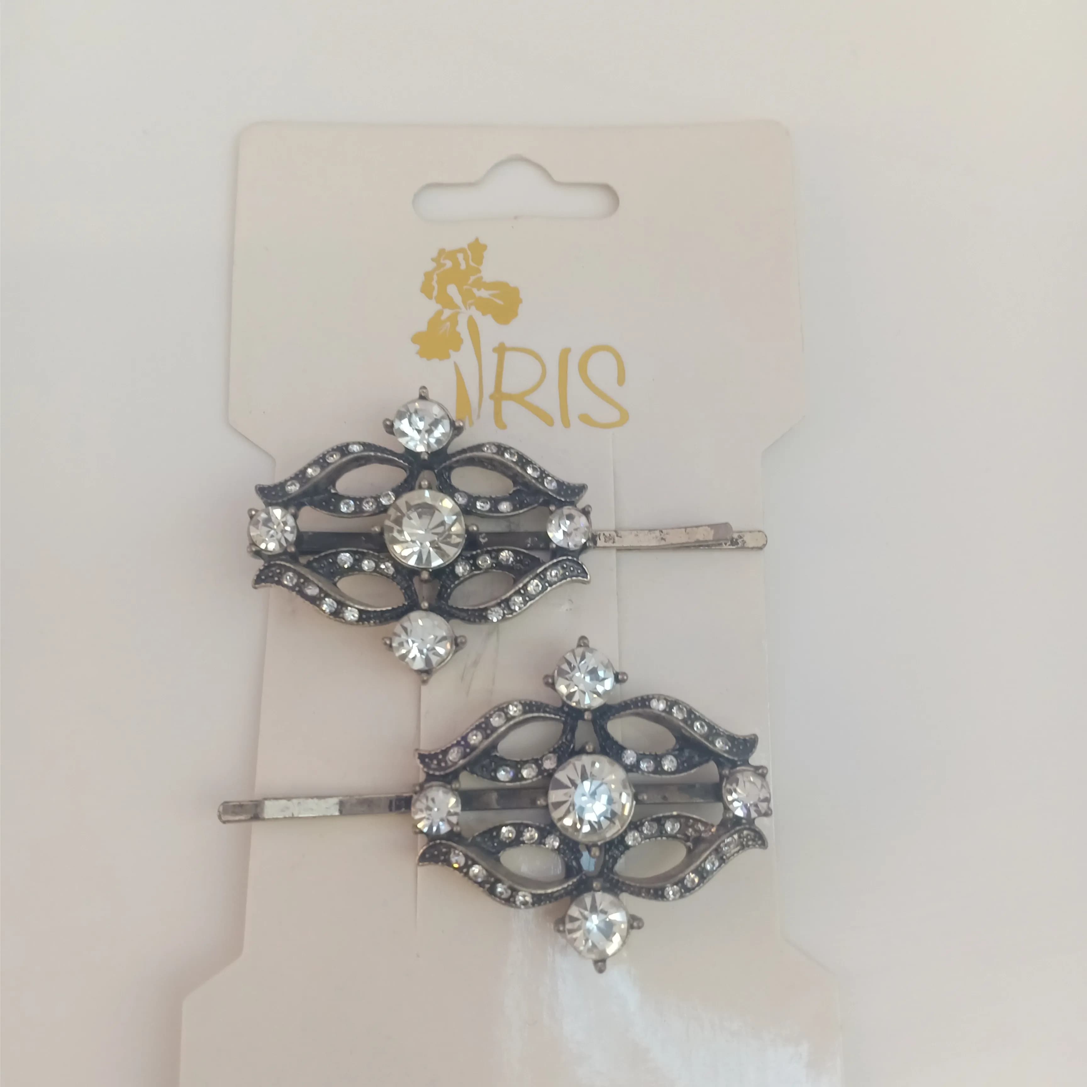 Crystal Pin