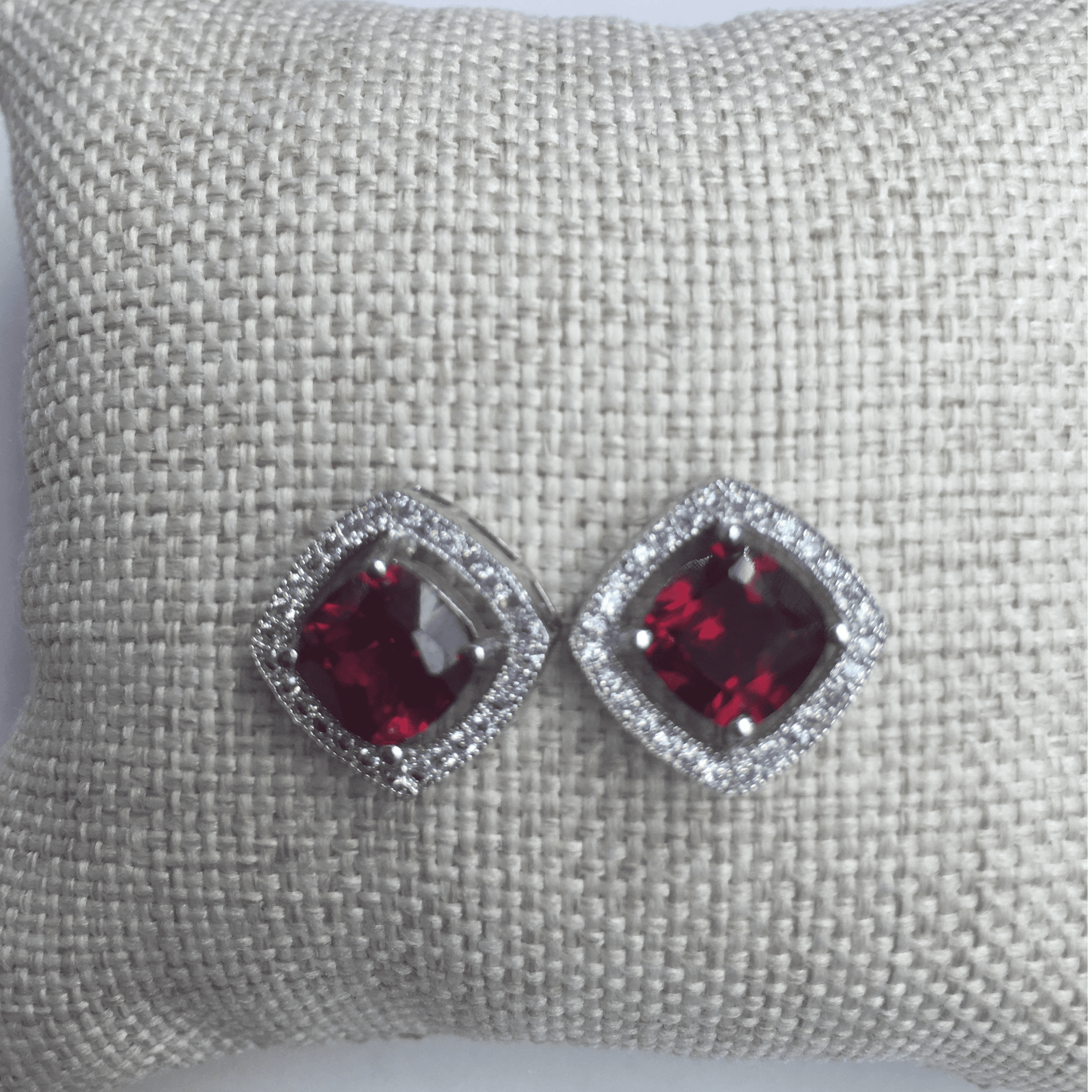 Earrings - NV002893 E (RUBY COLOR)  