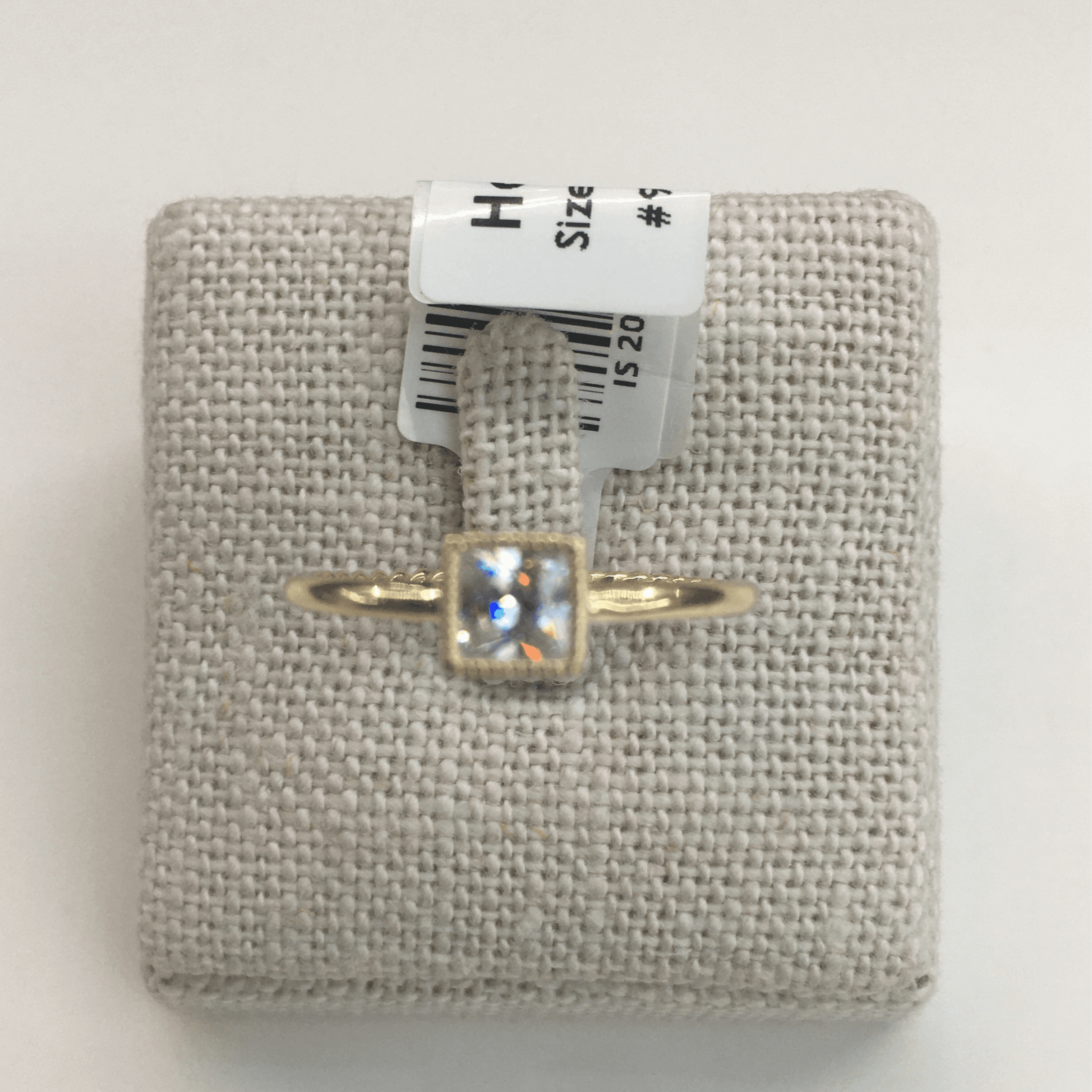 Rings - IS 202 R6 GW (Size 6)  