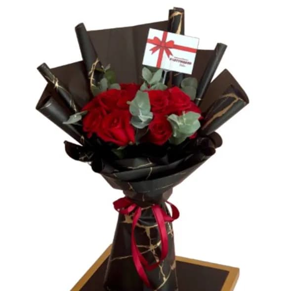 15 Red Roses Black Bouquet