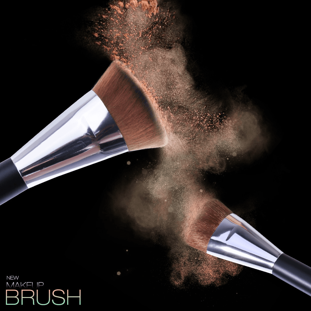 O.Two.O Foundation Brush