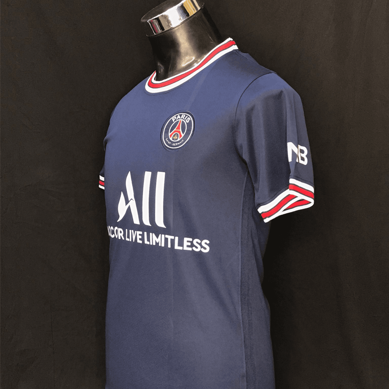 Paris Saint-Germain Season 21/22 Jersey Home