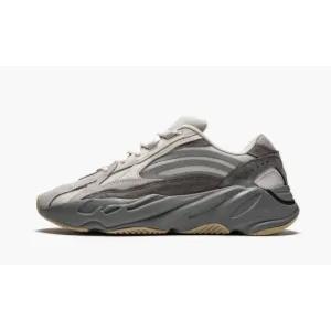 Yeezy 700 Tephra