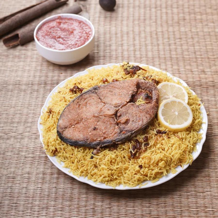 Fried Kingfish With Kabsa Rice