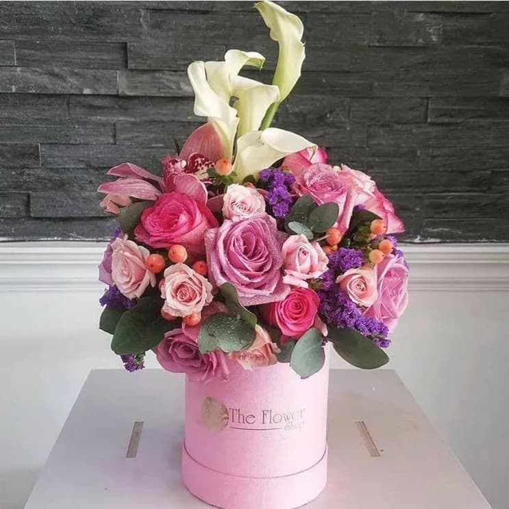 Pink Round Box With Mixed Flowers